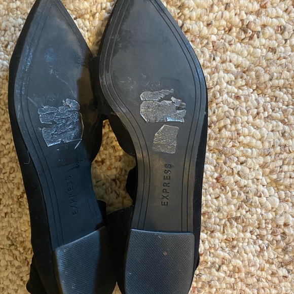 Express Ruffle Flats - Picture 4 of 4